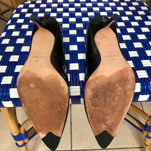Cole Haan Black Patent Bradshaw Pump Size 7 - Picture 3 of 4